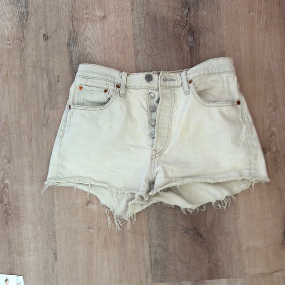 Women's Levis 501 Denim Shorts w29